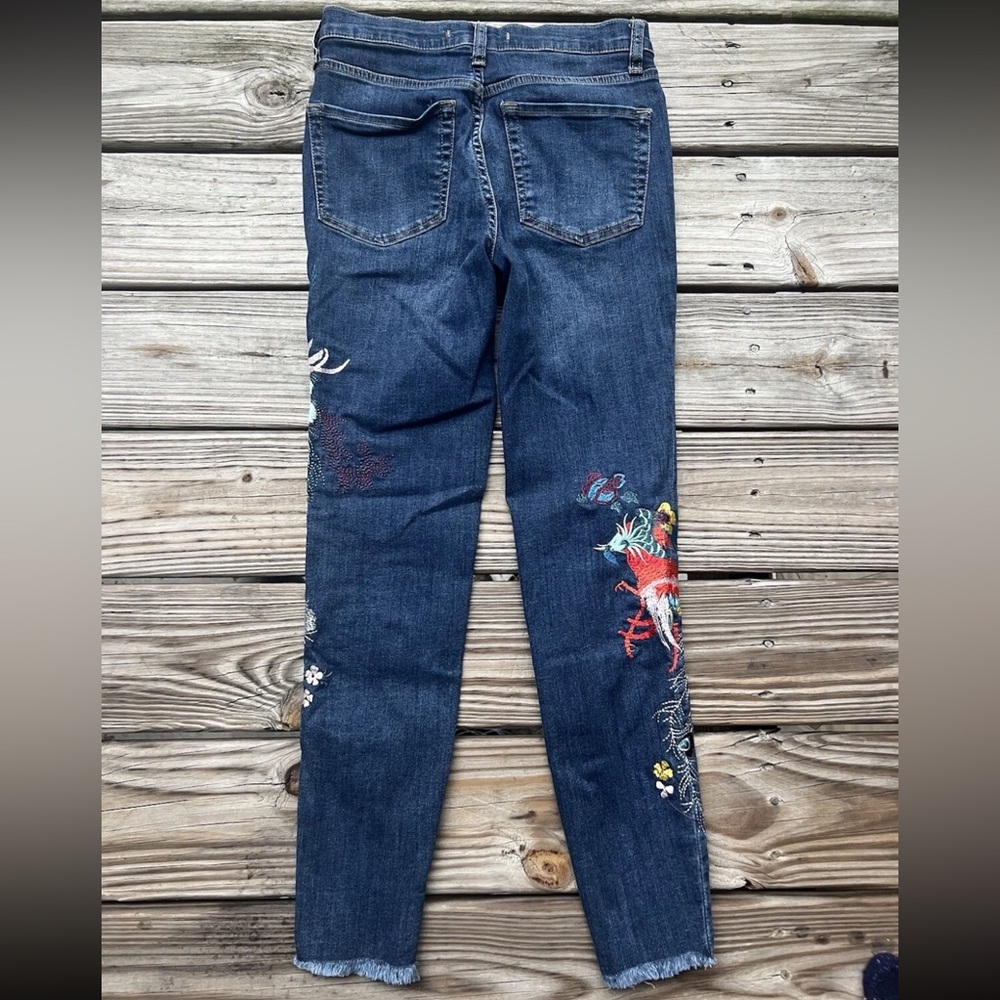 Free People Dark Blue Embroidered Skinny Jeans Size 26 - Picture 4 of 4